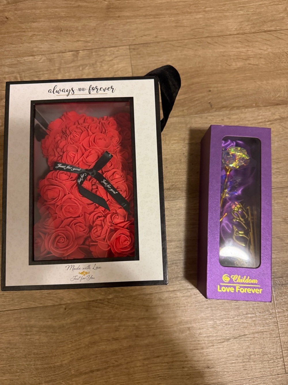 Red Rose Bear and love flower